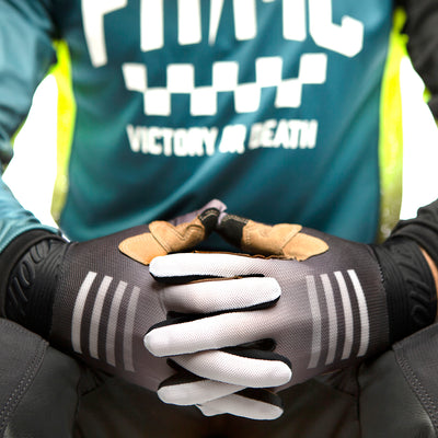 Fasthouse Blitz Fader Glove