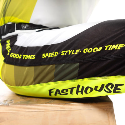 Fasthouse Elrod Hypersonic Pant Hi-Viz - Close-up of Right Thigh Graphics