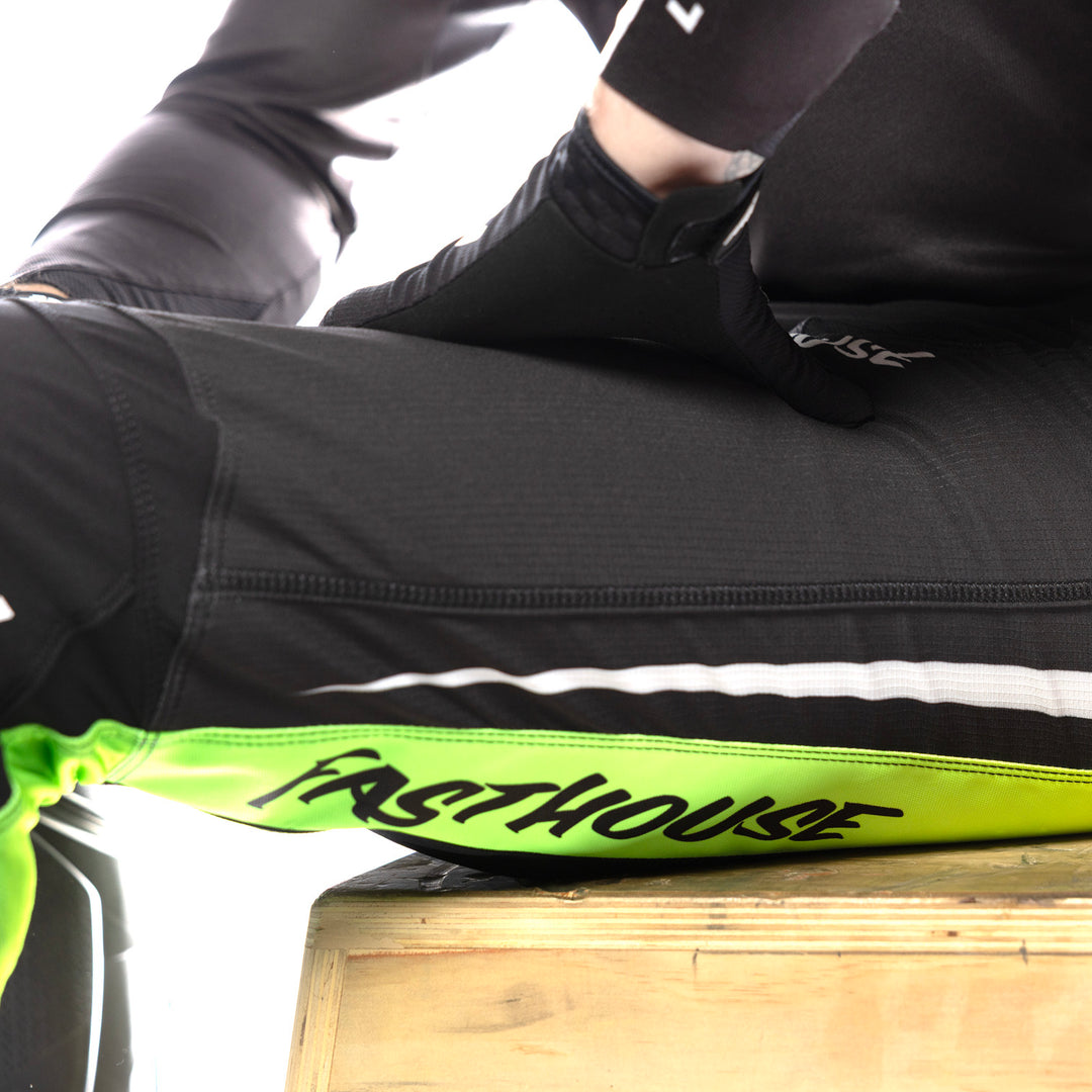 Fasthouse Elrod Nitro Pants Black Neon - Close-Up of Left Thigh Graphics