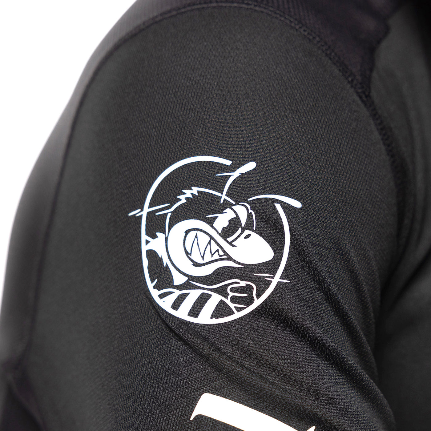 Fasthouse Elrod OG Jersey Black - Close-Up of Shoulder Sleeve Graphic