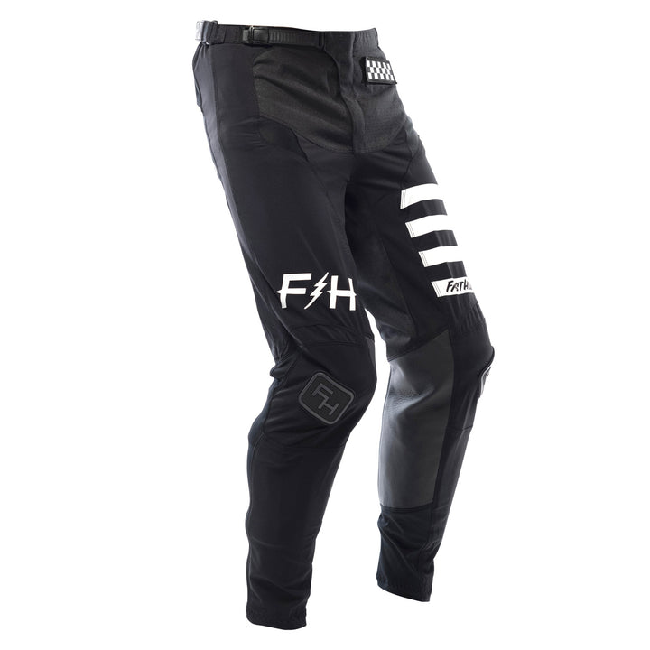 Fasthouse Elrod Pant Black - Front Right Side View