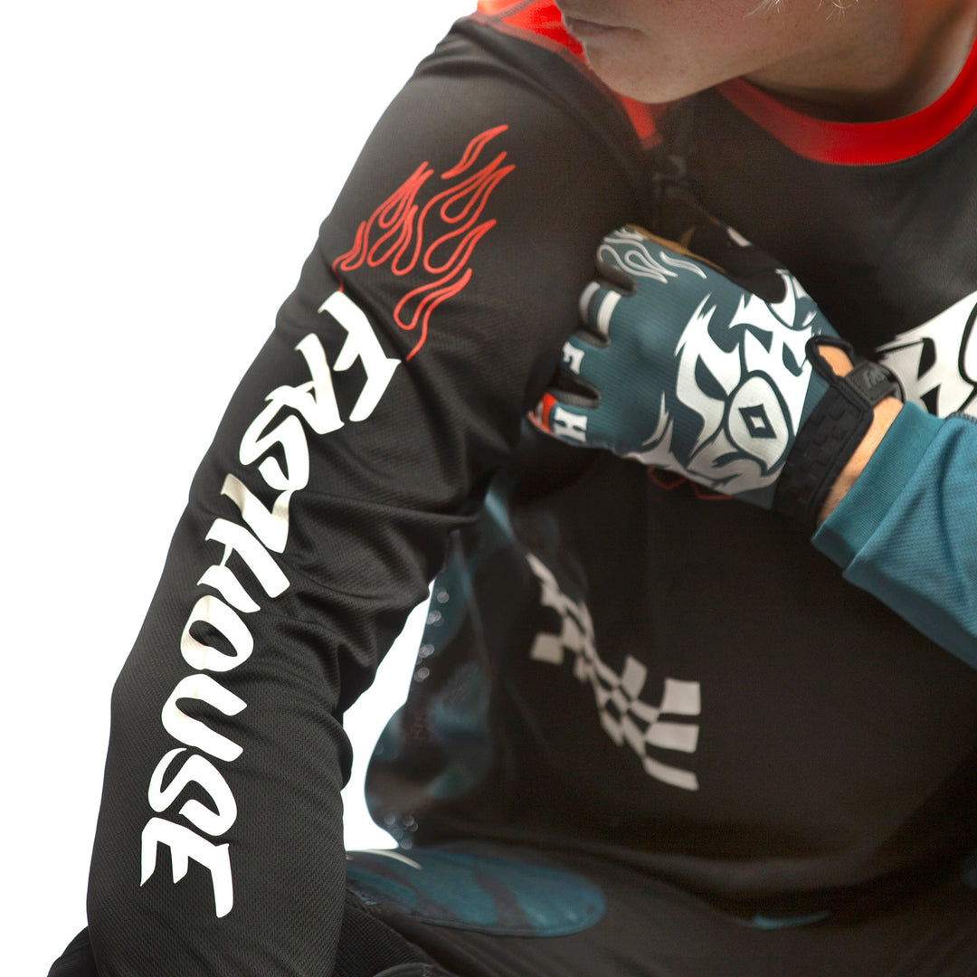 Fasthouse Grindhouse Bereman Jersey Black/Infrared - Close-Up of Right Sleeve Graphic