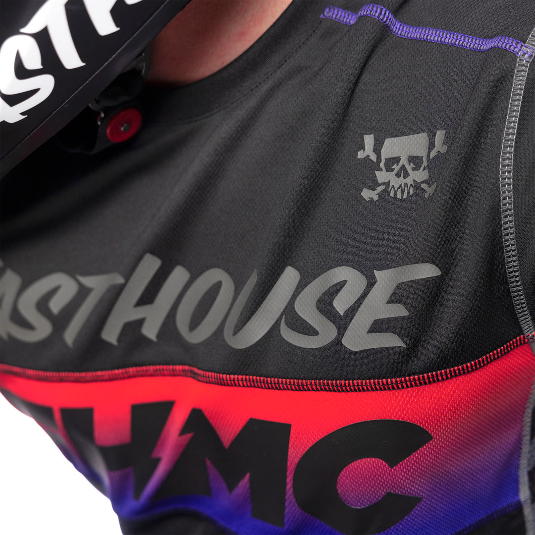 Fasthouse Grindhouse Nova Jersey Black/Black - Close-Up of Chest Graphics