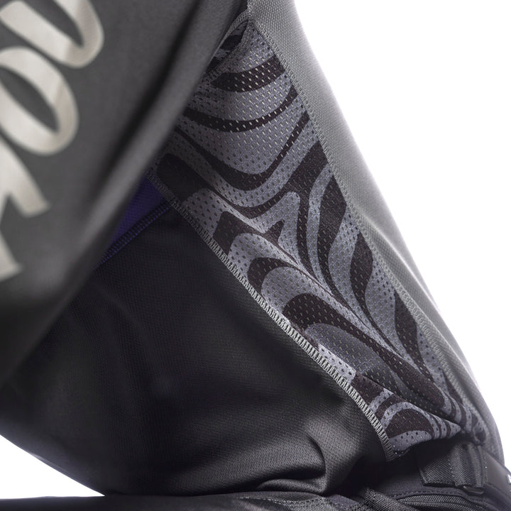 Fasthouse Grindhouse Nova Jersey Black/Black - Close-Up of Side Rib and Armpit Ventilation and Details