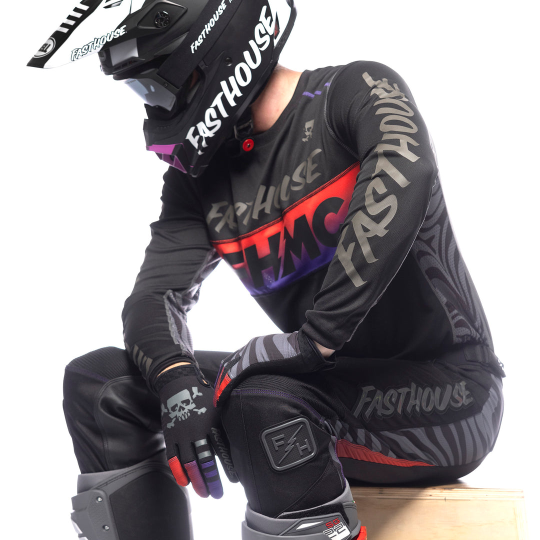 Fasthouse Grindhouse Nova Jersey Black/Black - Front Side View