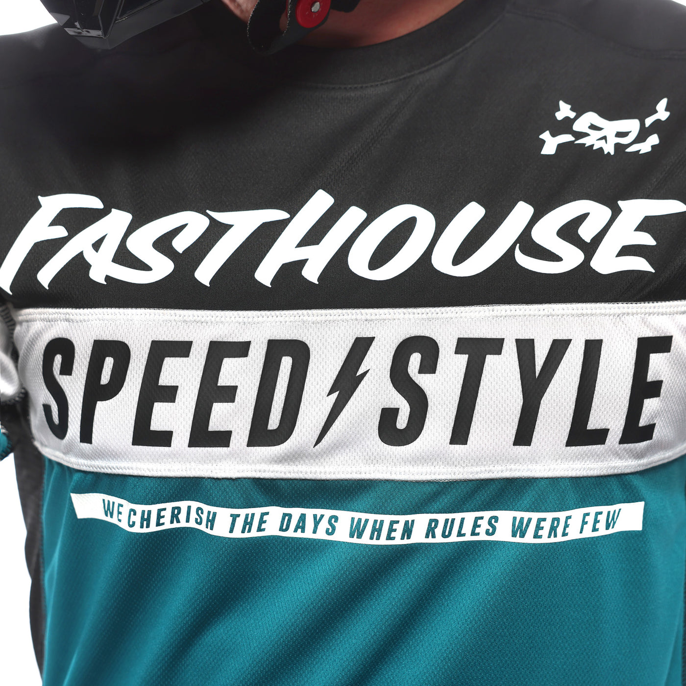 Fasthouse Grindhouse Akin Jersey Marine/Black - Close-Up of Chest Graphic