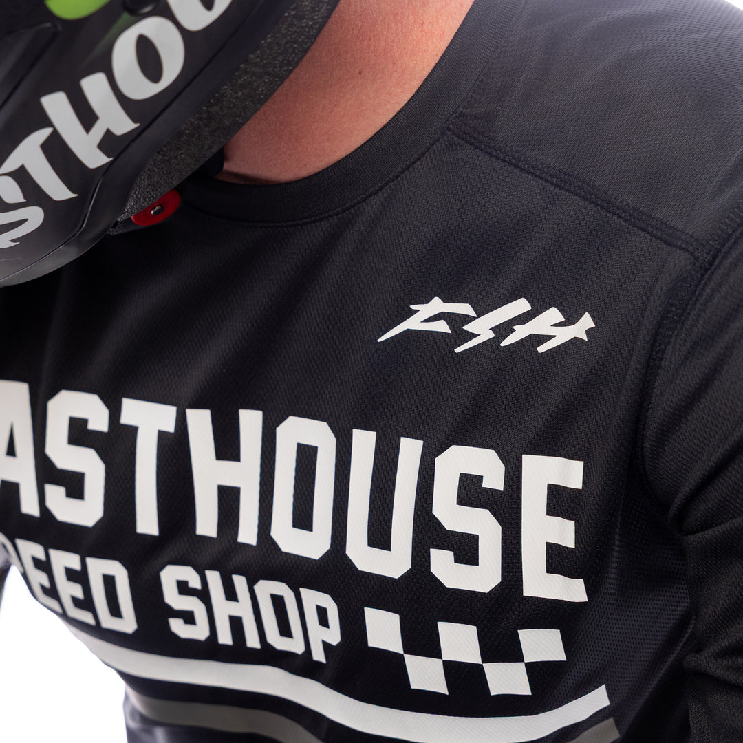 Fasthouse Grindhouse Hudson Jersey Black/White - Close-Up of Front Graphics