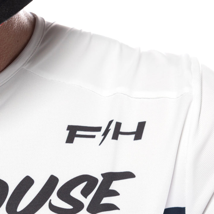 Fasthouse Helix Circuit Jersey Navy/White/Red - Close-Up of Front Left Shoulder Graphics