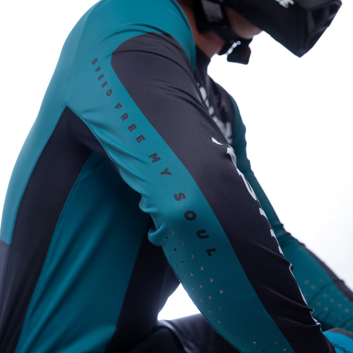 Fasthouse Helix Monaco Jersey Marine/Black - Close-Up of Sleeve "Speed Free My Soul" Graphic