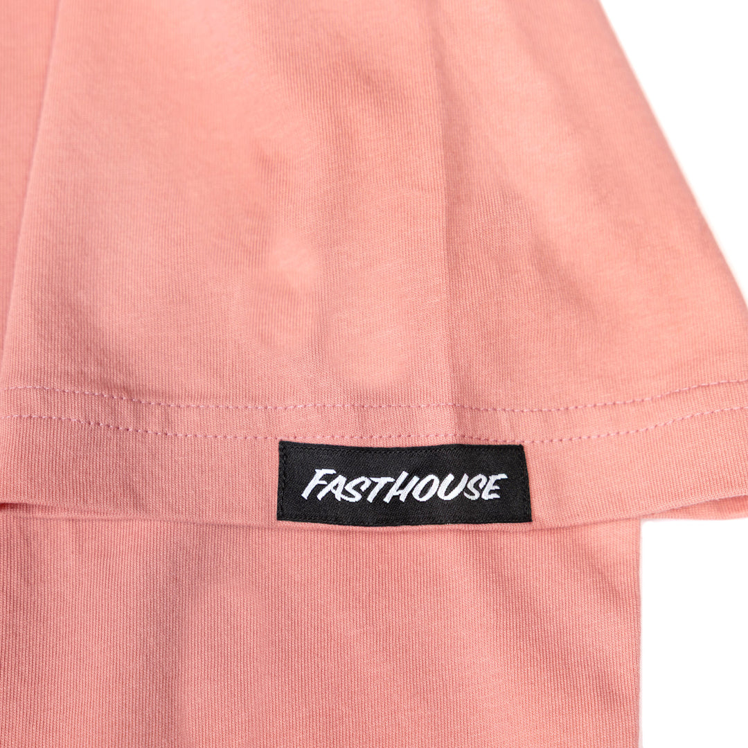 Fasthouse Renown SS Tee Dusty Pink - Close-Up of Logo Tag Sewn into Sleeve