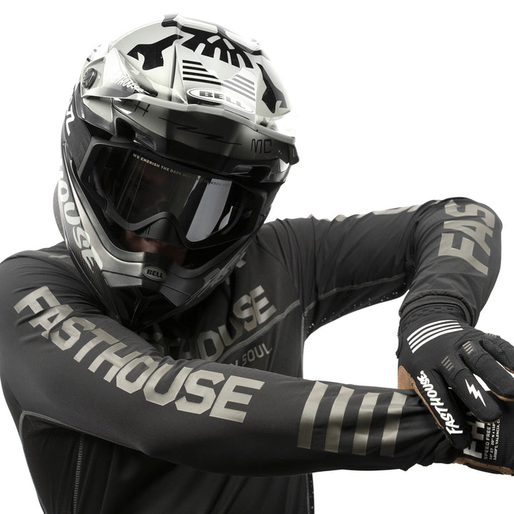 Fasthouse Off-Road Sand Cat Jersey Black/Black - Close-Up of Sleeve Graphic