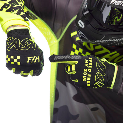 Fasthouse Speed Style Riot Glove Black/Hi-Viz - Close-Up of One Gloved Hand Pointing at Back of Other Gloved Hand