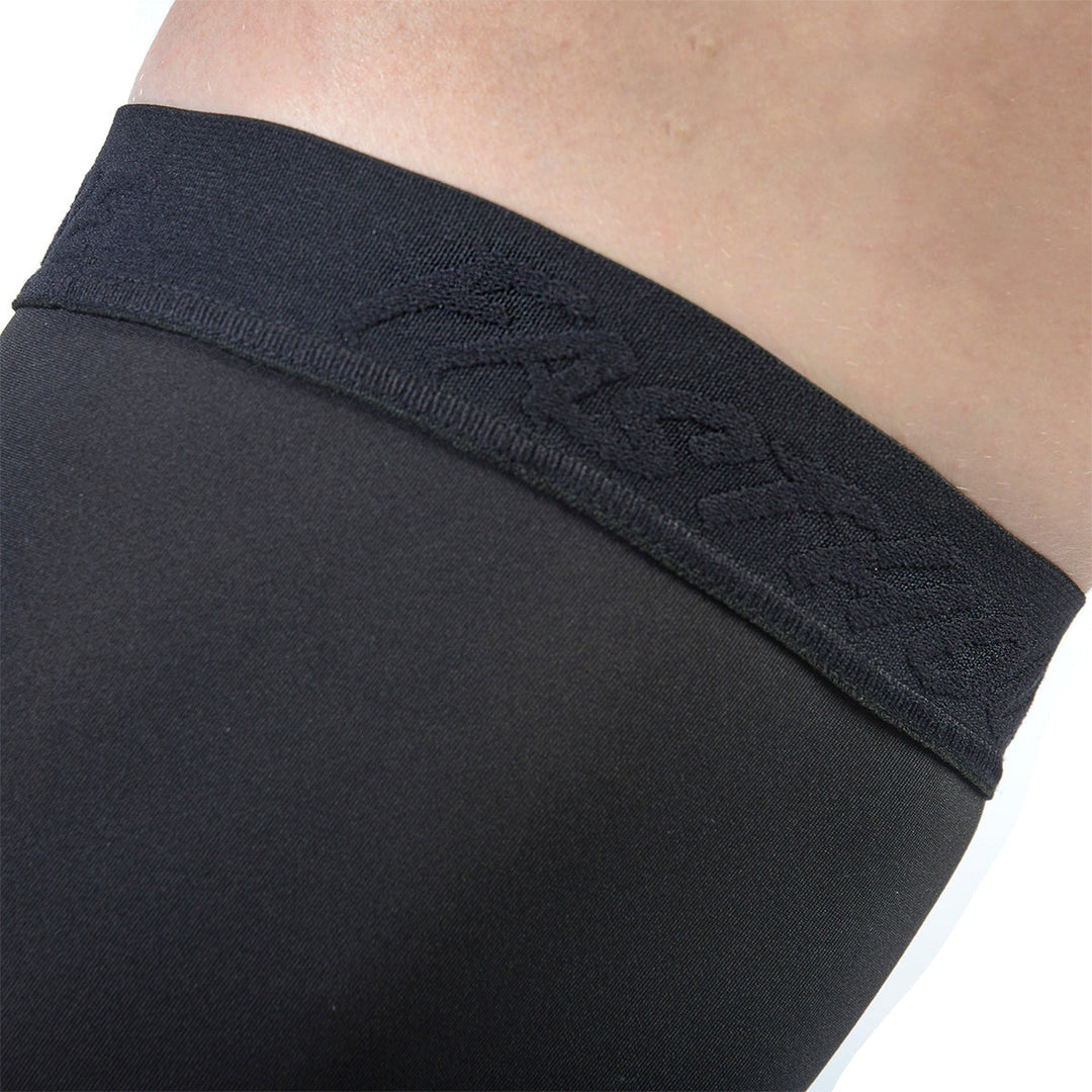 Fasthouse Youth Elrod Legacy Knee Brace Sock - Close-Up of Top Band Details
