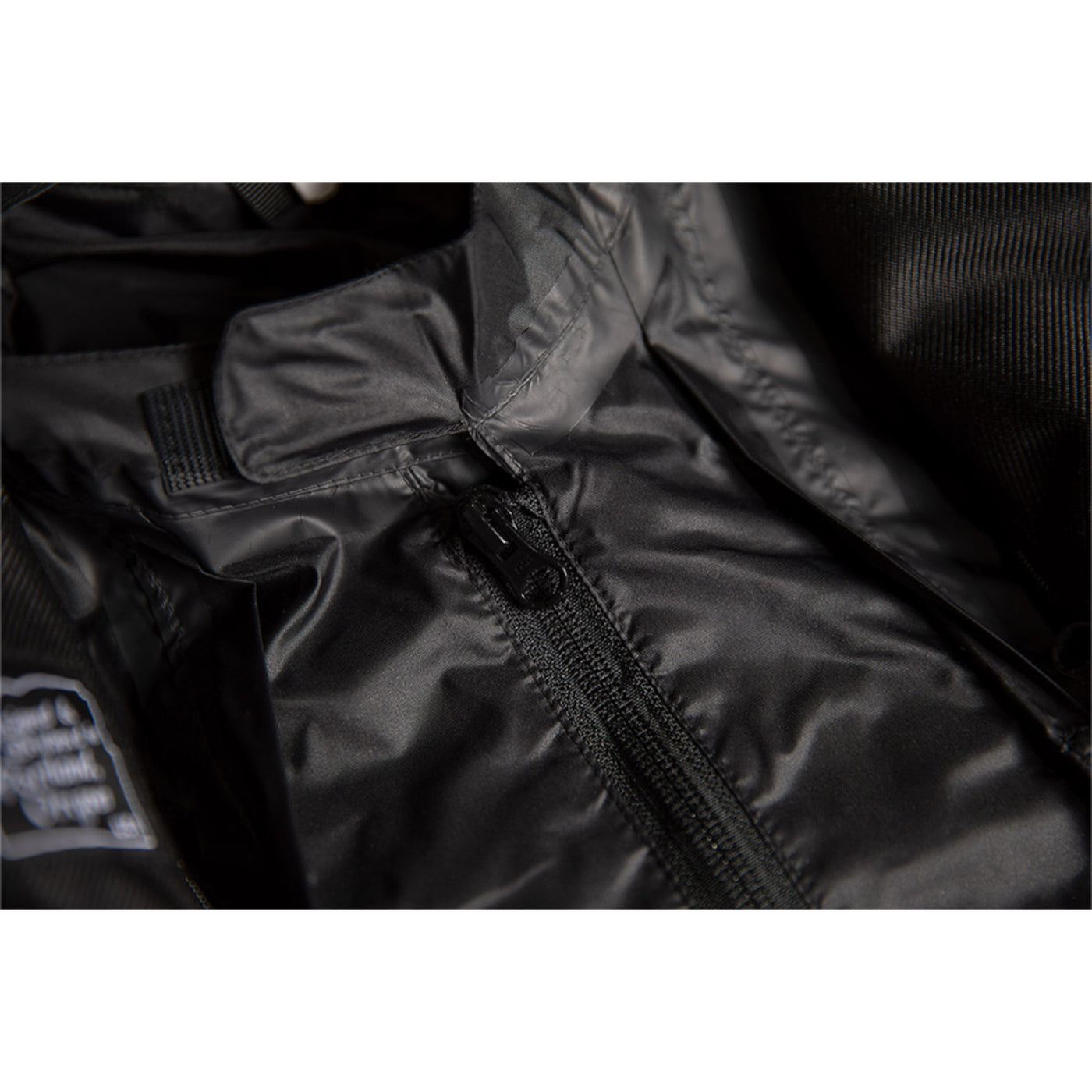 ICON Motorhead3 Jacket Black - Close-Up of Interior Liner Zipper