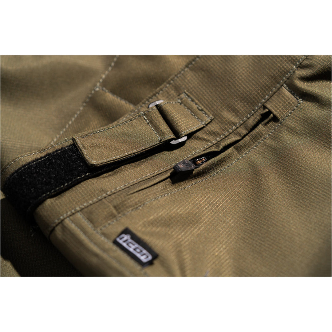 ICON PDX3 Overpant Olive - Close-Up of Front Zippered Pocket
