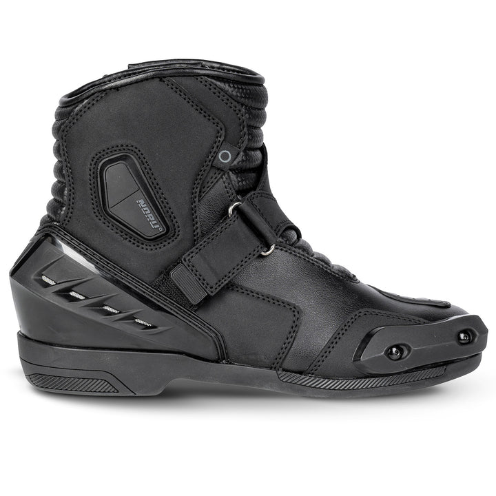 Noru Izu Boots Black - Outer Side View