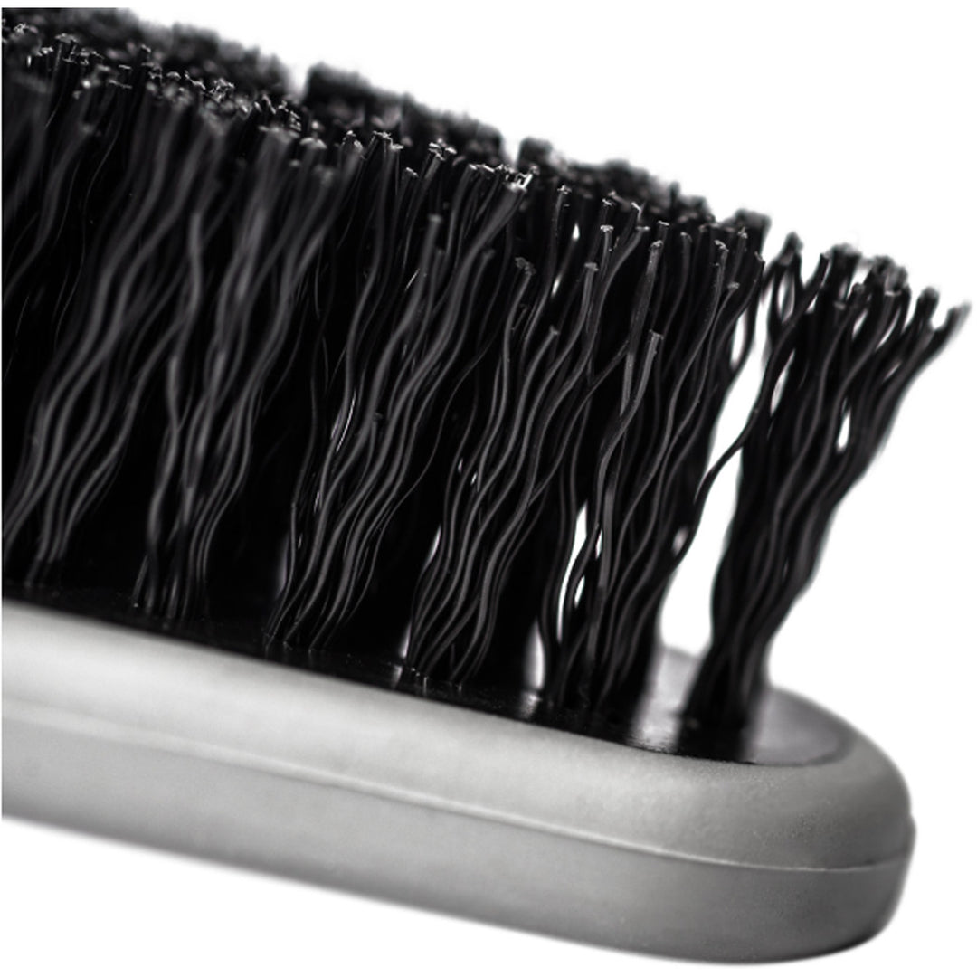 Muc-Off Premium Brush Kit 3-Piece Set - Close-Up of Bristles on Detailing Brush