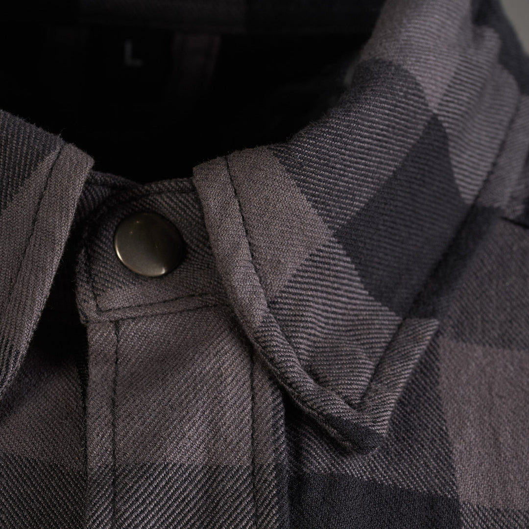 Noru Hanten Armored Riding Shirt Grey - Close-Up of Front Collar and Top Snap