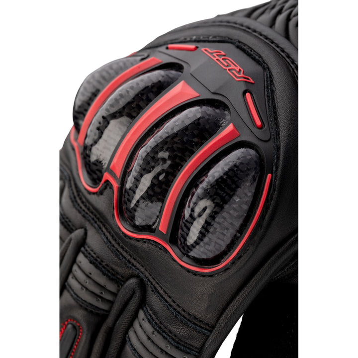 RST S1 CE Gloves Black/Grey/Red - Close-Up of Carbon Knuckle Protector