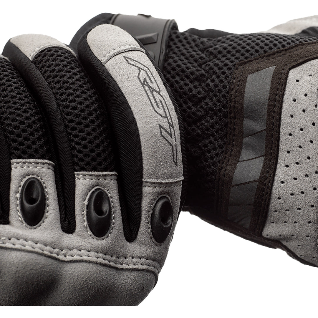 RST Ventilator-X CE Gloves Silver/Black - Close-Up of Wrist and Finger Details