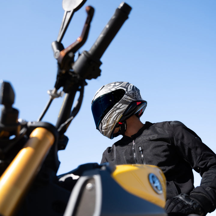 Shoei RF-1400 Beaut Helmet TC-6 - Lifestyle Undershot of Rider Wearing Helmet