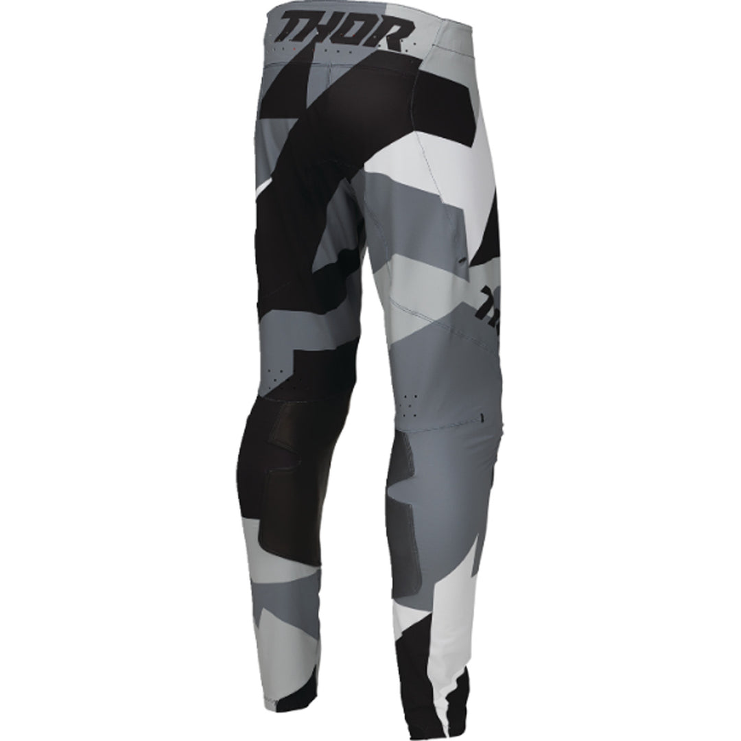 THOR SPORTMODE Brave Pants Black - Rear Right Side View