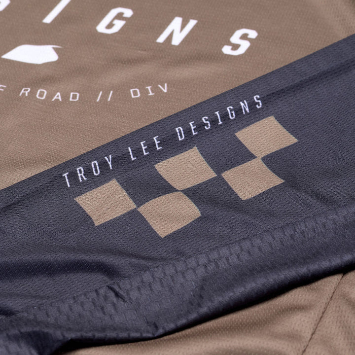 Troy Lee Designs Scout GP Ripper Jersey Tarmac - Close-Up of Sleeve Graphic