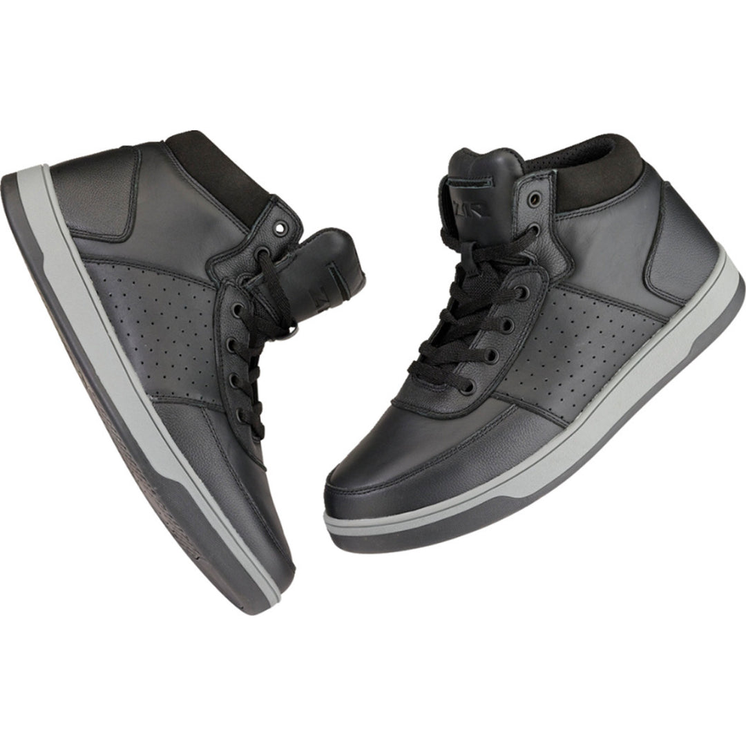 Z1R Dundee Boots Black - Side View of Pair Facing Each Other