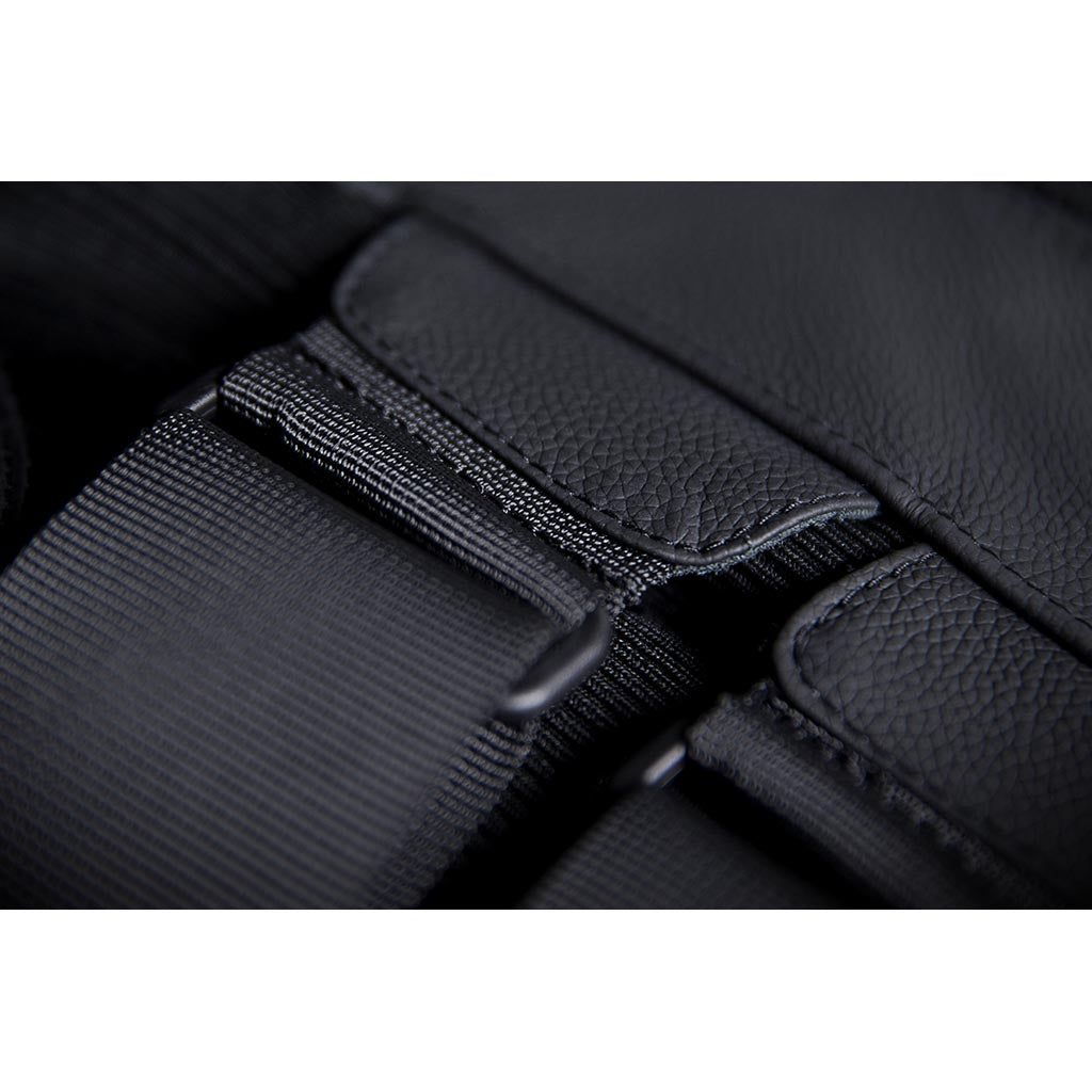 ICON Regulator Vest STRPD - Close-Up of Side Straps