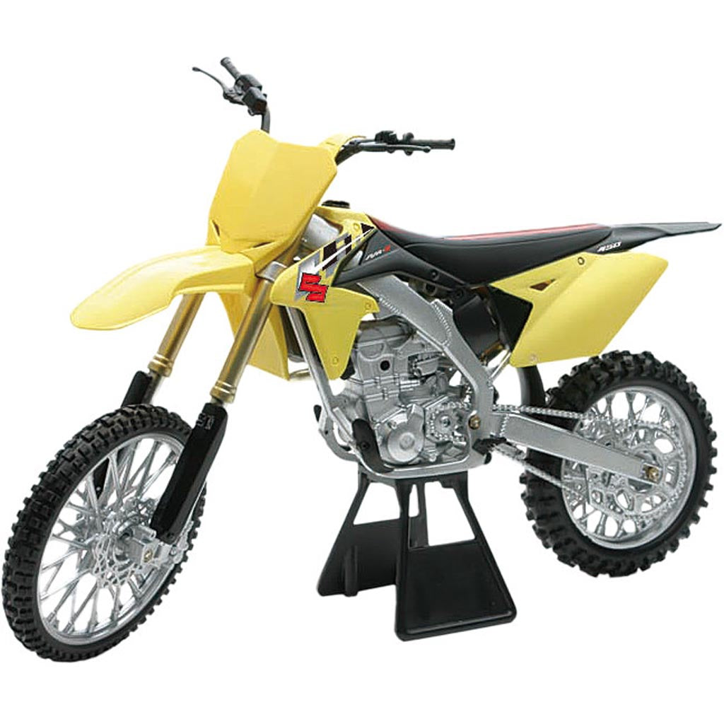 New-Ray Toys Die-Cast Replica Suzuki Rmz450 2014 1:6 - Front Side View of Replica