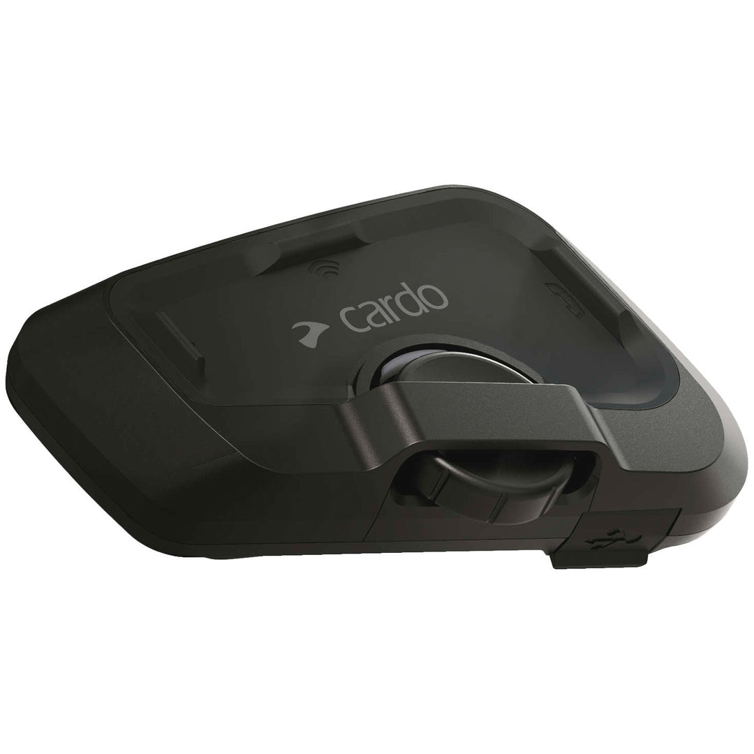 Cardo Freecom 2X - Angled Front View