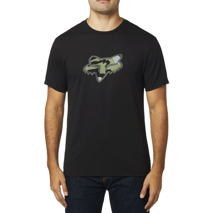 Fox Predator Ss Tech Tee Black - Front View of Model Wearing Tee