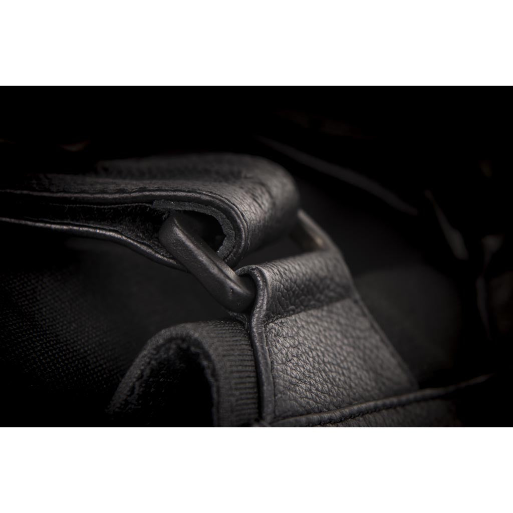 Highway 21 Blockade Vest Black - Close-Up of Strap Details