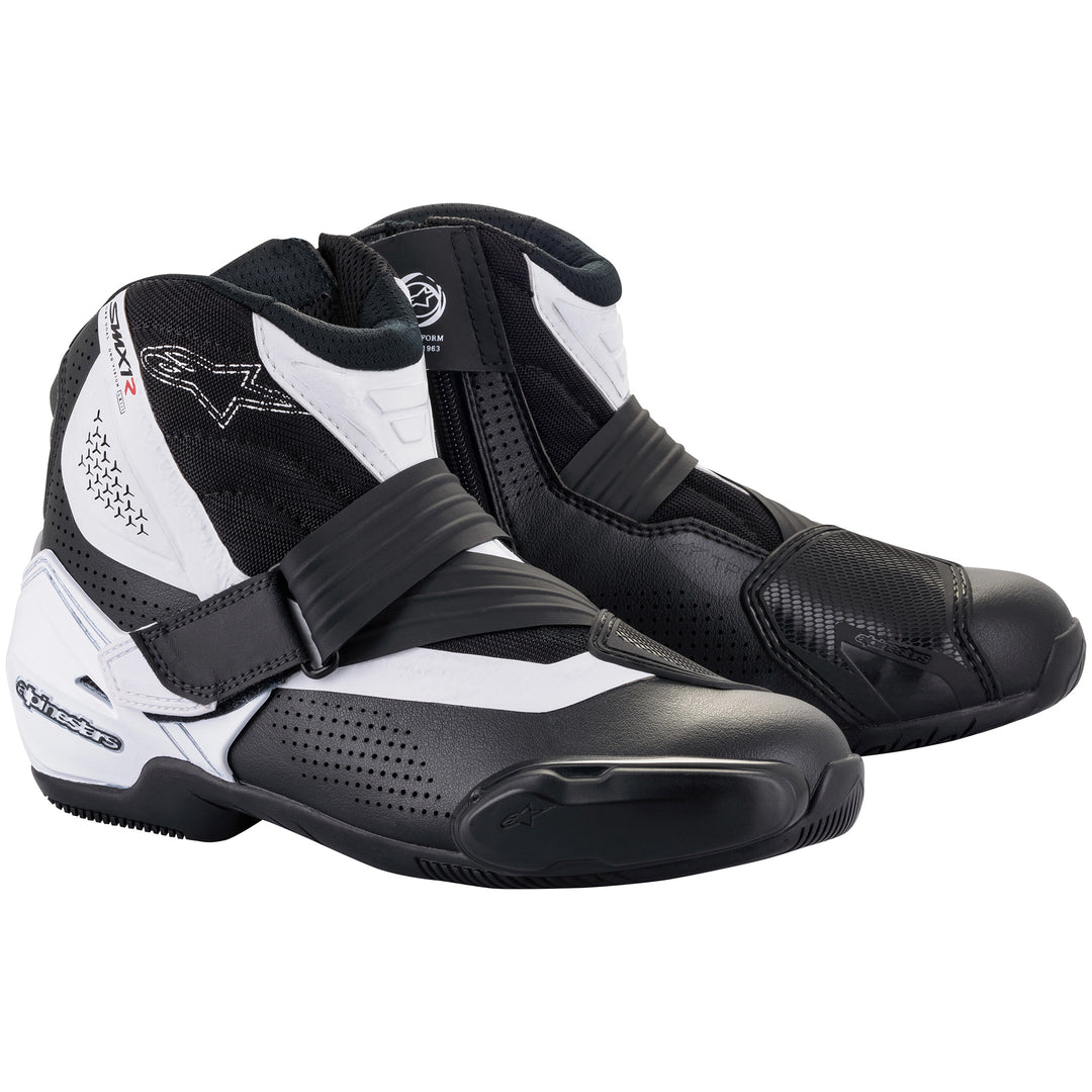 Alpinestars SMX-1 R v2 Vented Boot Black/White - Front Side View of Pair