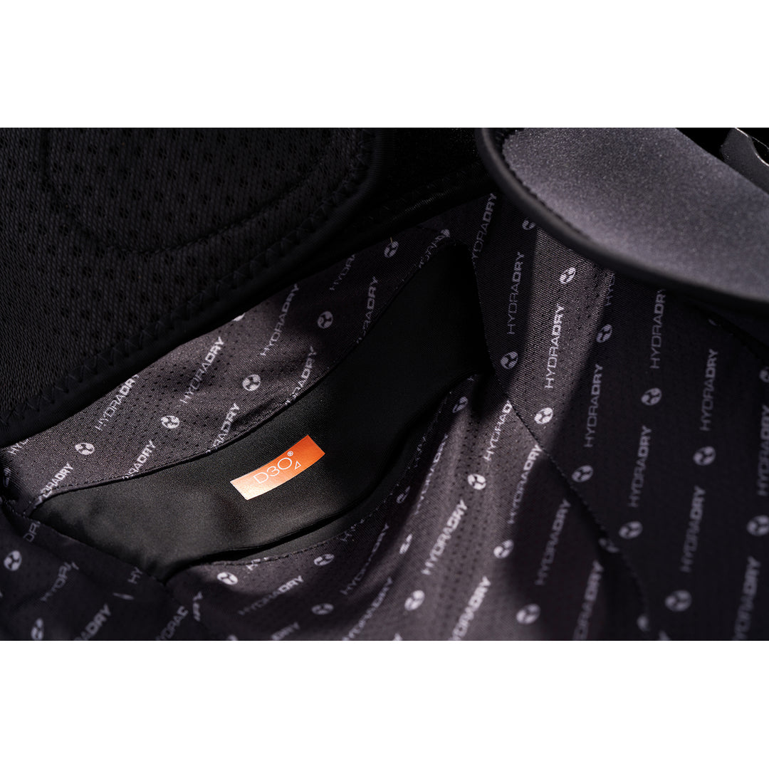 ICON Cloverleaf 2 Knee Pads - Close-Up of Interior Hydradry Lining