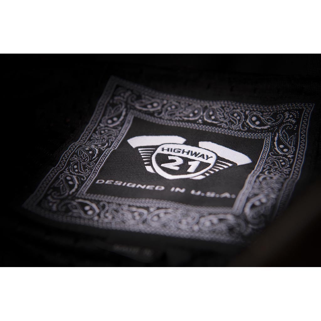 Highway 21 Primer Jacket Brown - Close-Up of Label with Size Tags