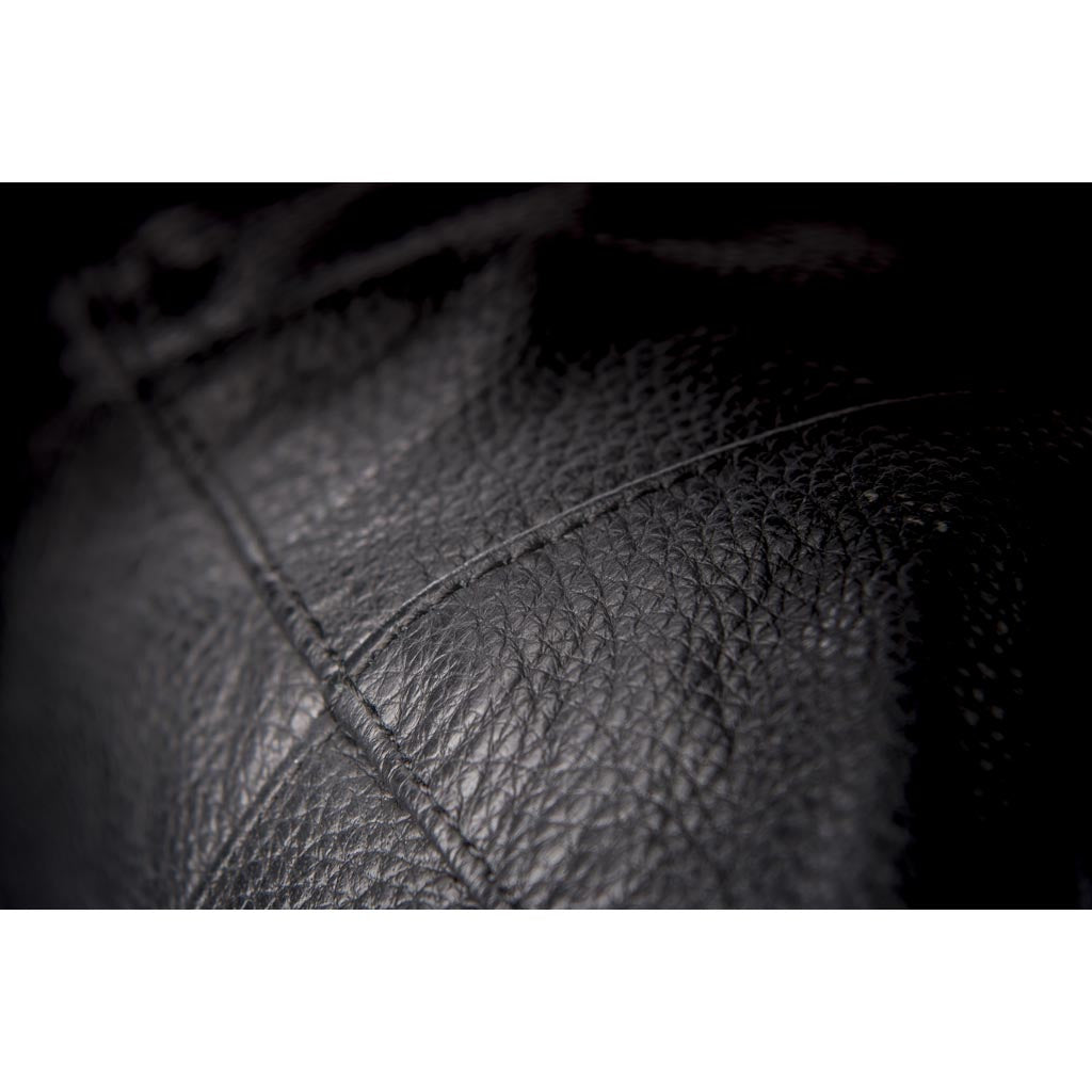 Highway 21 Primer Jacket Black - Close-Up of Shoulder Seam Stitching