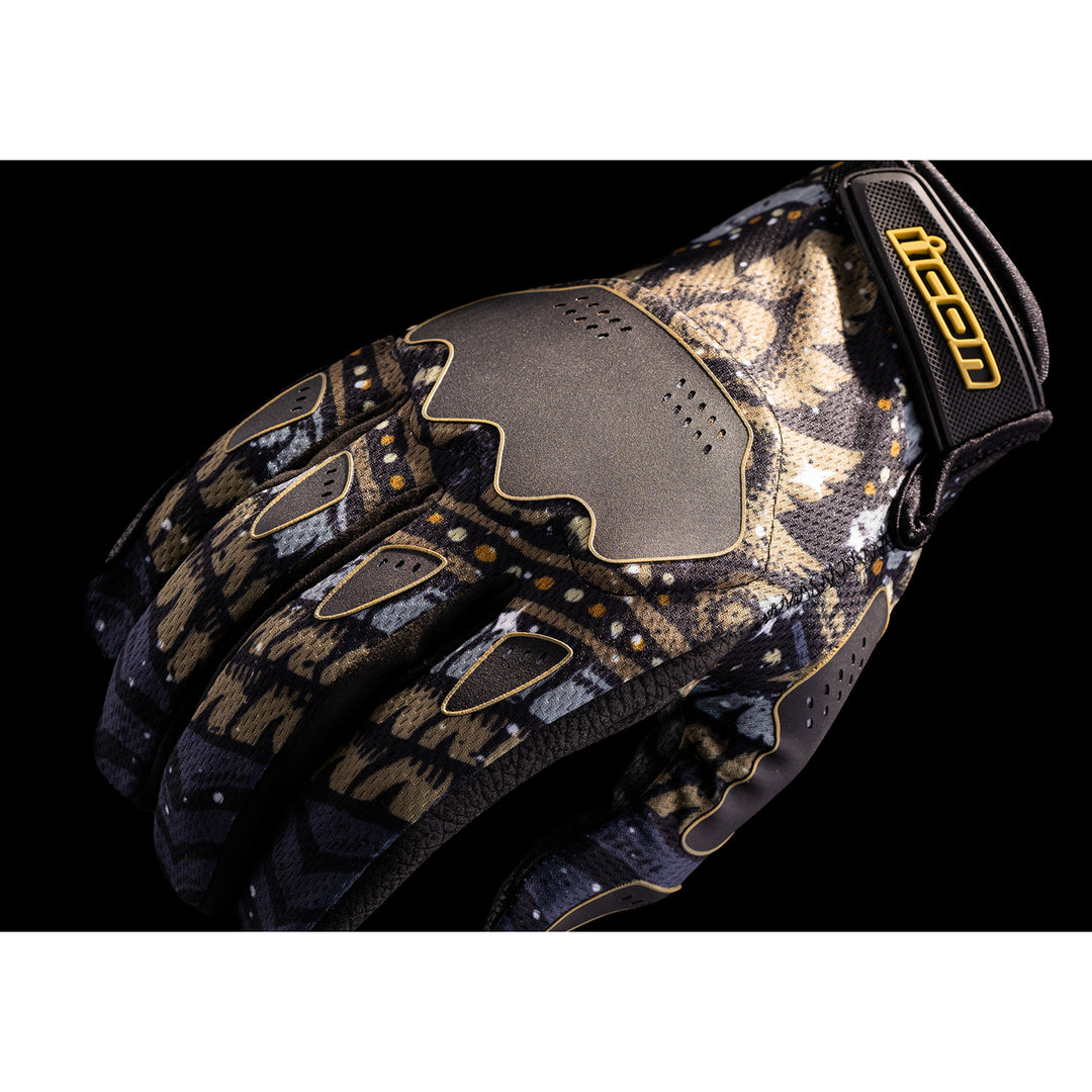 ICON Hooligan Daytripper Gloves Black - Close-Up of Back of Hand