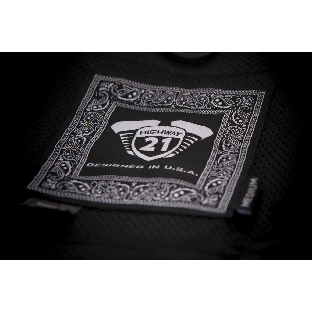 Highway 21 Blockade Vest Black - Close-Up of Label and Size Tags