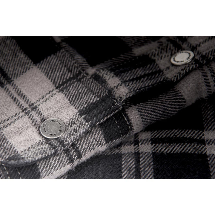 Highway 21 Marksman Flannel Black/Grey - Close-Up of Wrist Snaps