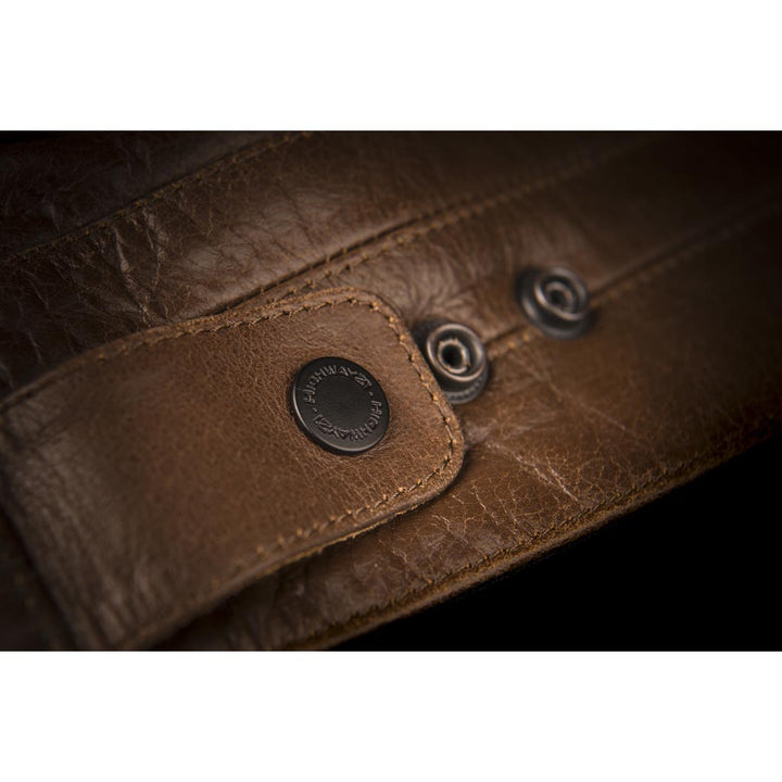 Highway 21 Primer Jacket Brown - Close-Up of Waist Adjustment Snaps