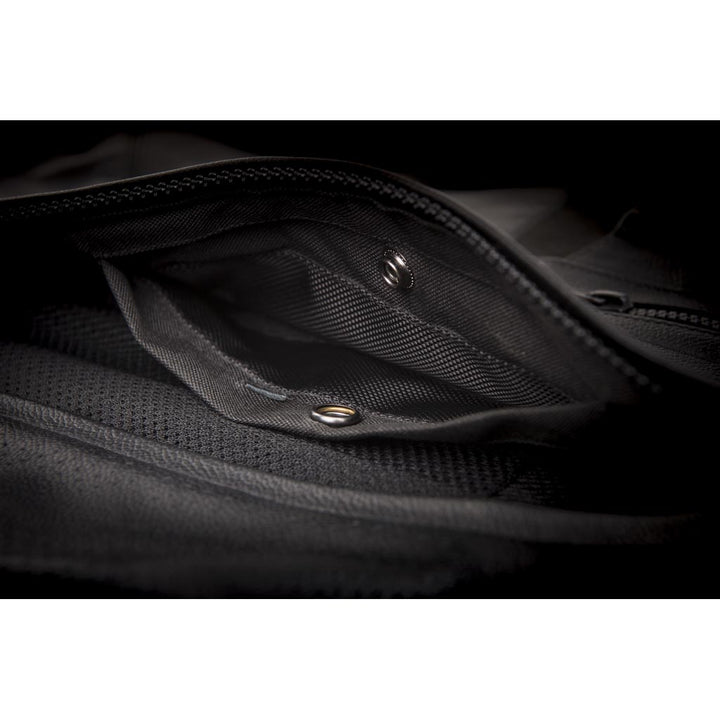 Highway 21 Blockade Vest Black - Close-Up of Open Interior Pocket