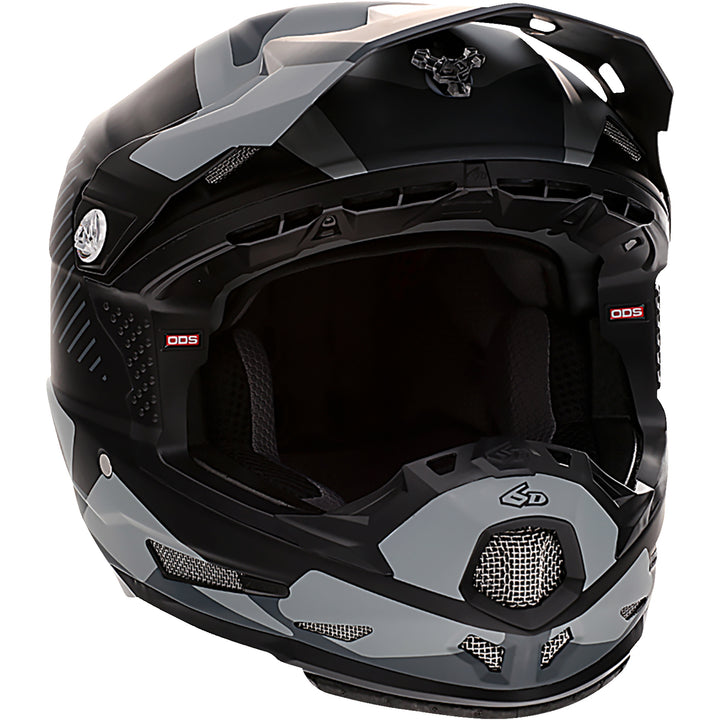 6D Helmets ATR-2Y Fusion Youth Helmet Black - Front Right Side View