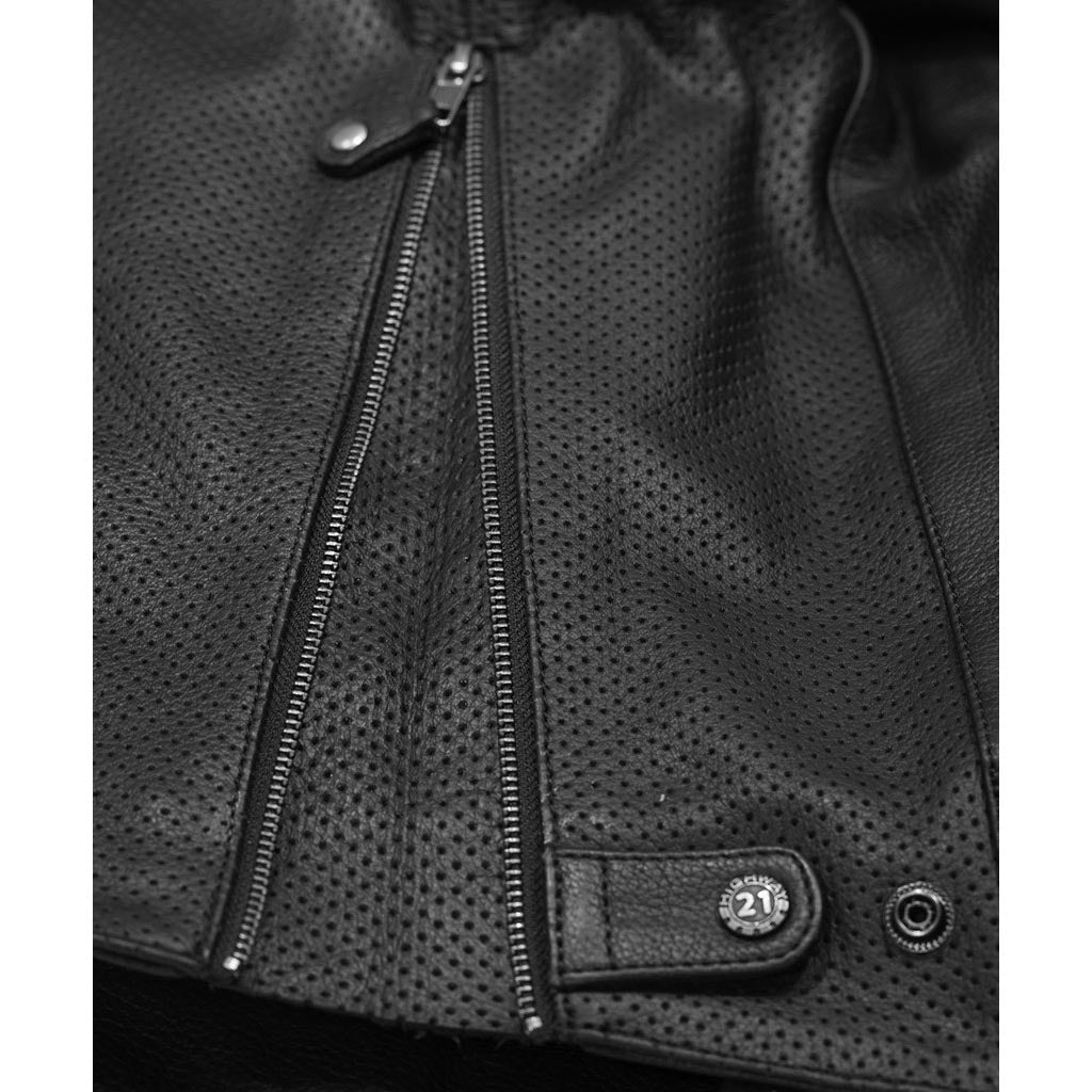 Highway 21 Gasser Jacket Black - Close-Up of Unzipped Waist Zipper
