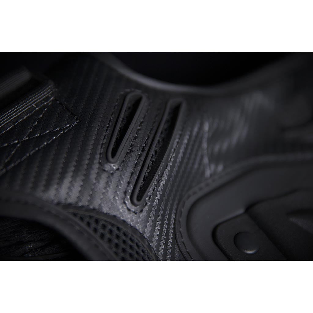 ICON Stryker Woman's Vest STLH - Close-Up of Rear Shoulder Vents