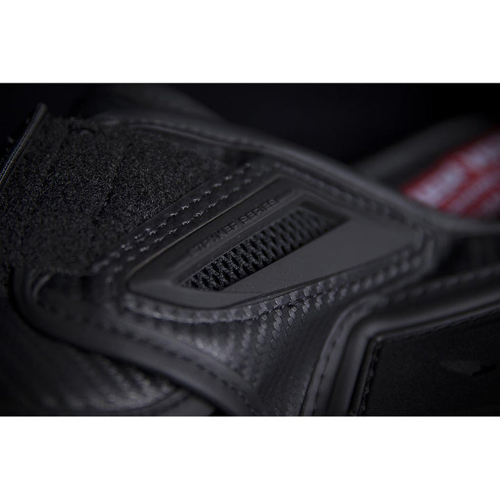 ICON Stryker Vest Stealth - Close-Up of Shoulder Details