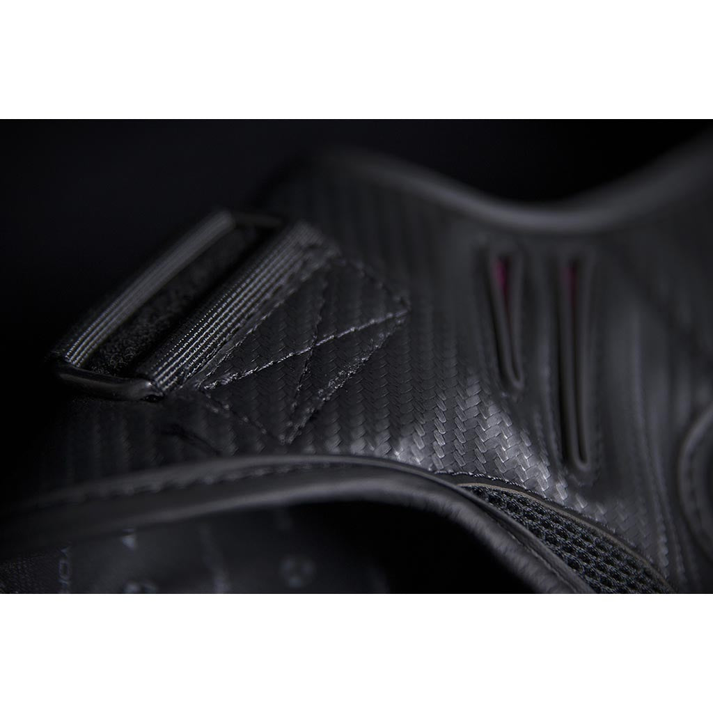 ICON Stryker Woman's Vest BLK - Close-Up of Shoulder Strap