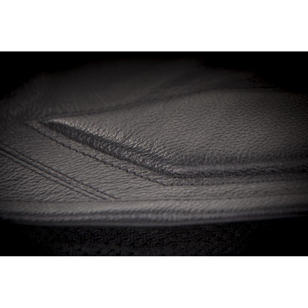 Highway 21 Blockade Vest Black - Close-Up of Side Details