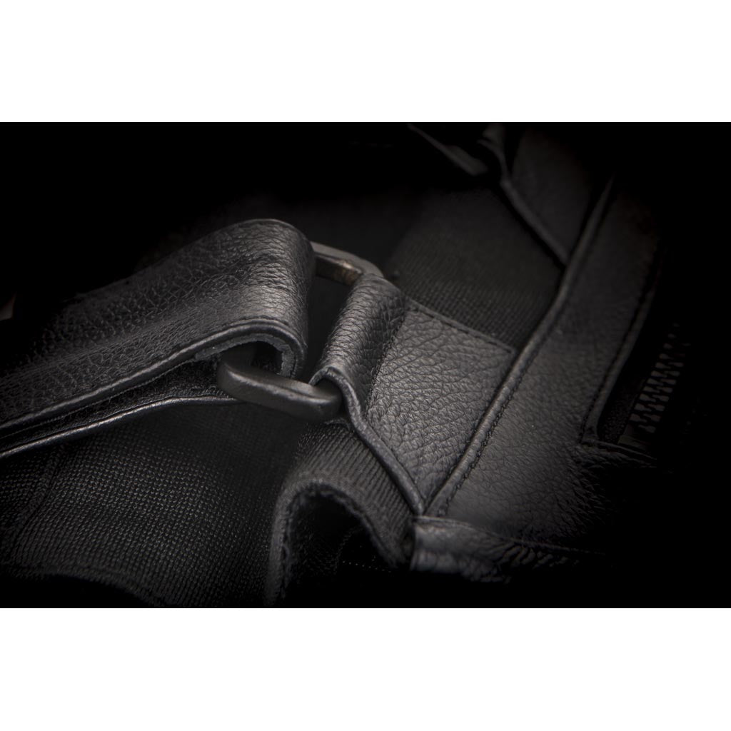 Highway 21 Blockade Vest Black - Close-Up of Adjustment Strap