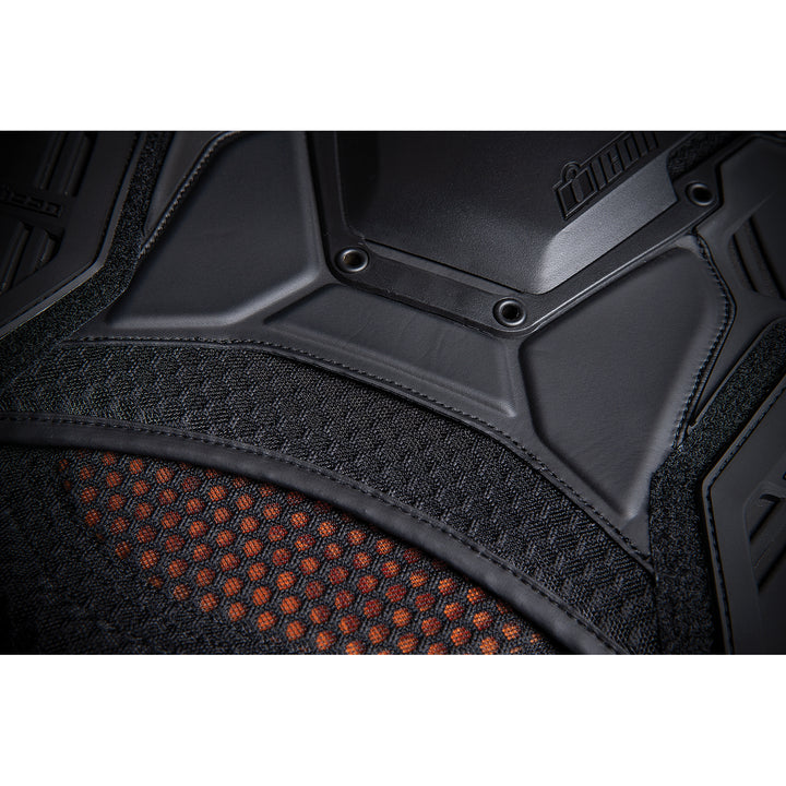 ICON Field Armor 3™ Vest Stealth - Close-up of Lower Corner of Chest Plate